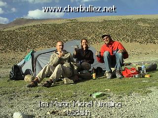 légende: Isa Martin Michel Nimaling Ladakh
qualityCode=raw
sizeCode=half

Données de l'image originale:
Taille originale: 181654 bytes
Temps d'exposition: 1/300 s
Diaph: f/400/100
Heure de prise de vue: 2002:06:27 17:36:25
Flash: non
Focale: 42/10 mm
